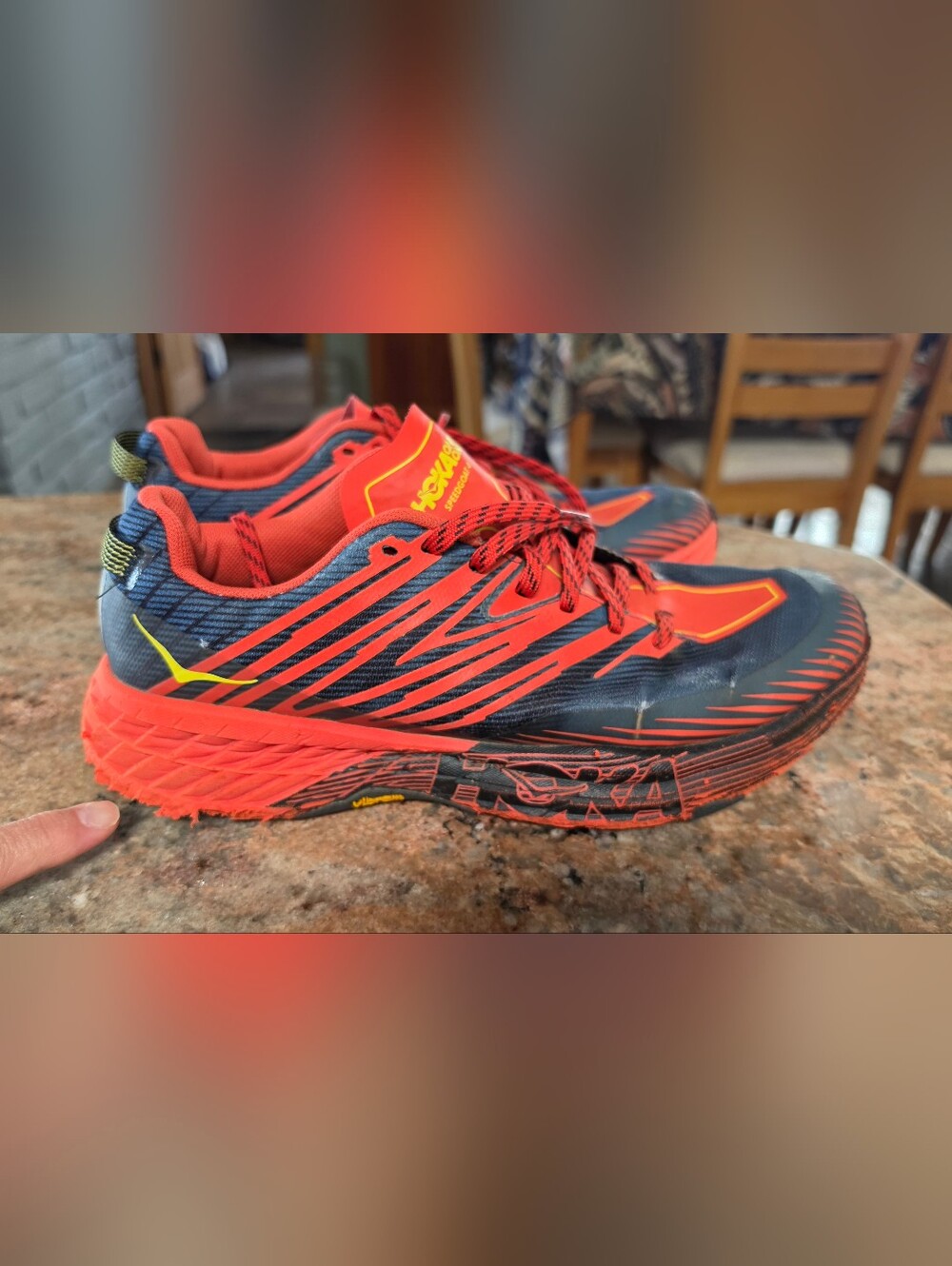Hoka One One Speedgoat 4 trail running shoes Men's Size 10.5 - Picture 2 of 16